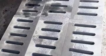 临沂 芝麻灰石材沟盖板