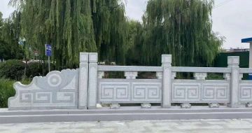 临沂 芝麻灰桥栏杆、河道栏杆安装效果