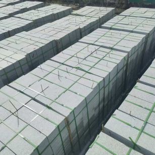 临沂 芝麻白1.8公分火烧300*600地铺，清仓大甩卖