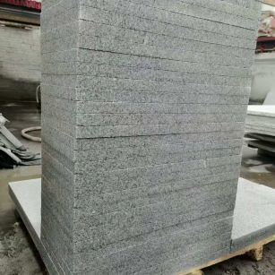 临沂 花岗岩 地铺成品300*600，尺寸标准、厚薄均匀