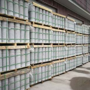 临沂 芝麻白挡车柱、阻车桩、隔离柱