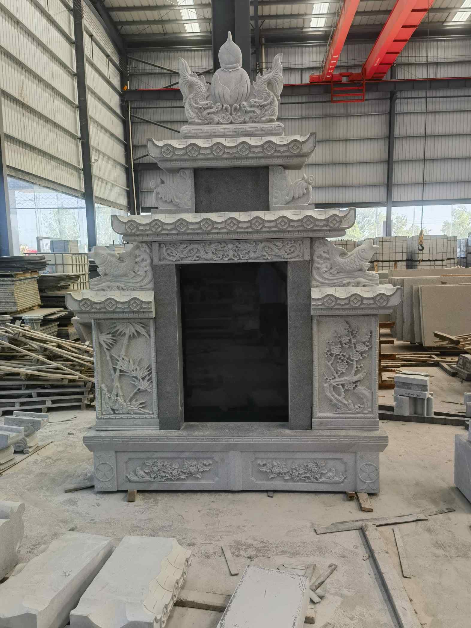 临沂 芝麻灰高档墓碑、土墓，一套也支持定做