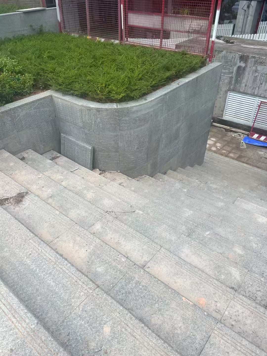 临沂 芝麻黑火烧面铺装案例